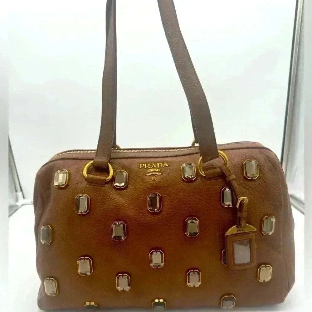 PRADA Cervo Piettre